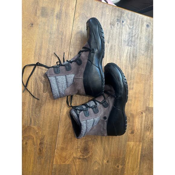 The North Face Nuptse Purna Waterproof Ankle Boots - US 10 Insulated Warm - Picture 3 of 10